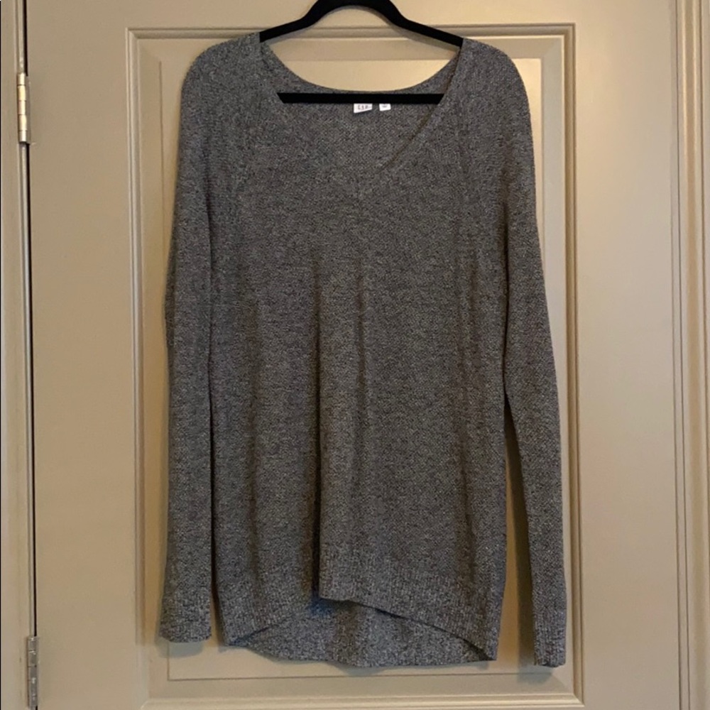 Gap grey v-neck sweater